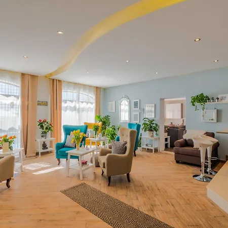 ベッド・アンド・ブレックファスト Bambina