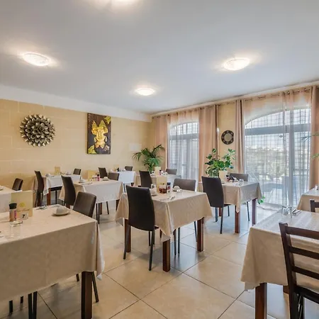 ベッド・アンド・ブレックファスト Bambina