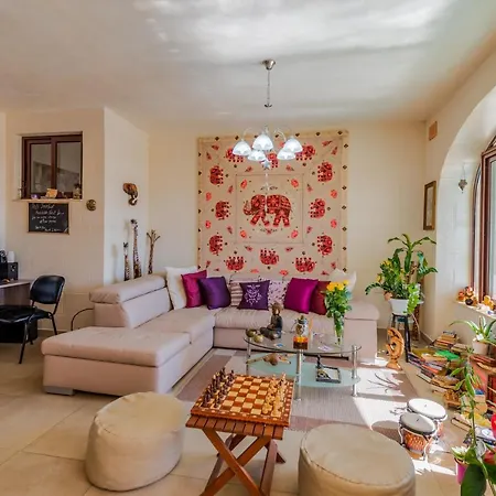 ベッド・アンド・ブレックファスト Bambina *